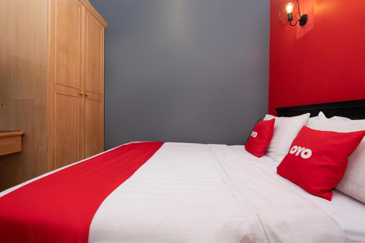 Oyo 90050 V Hotel Teluk Intan Εξωτερικό φωτογραφία