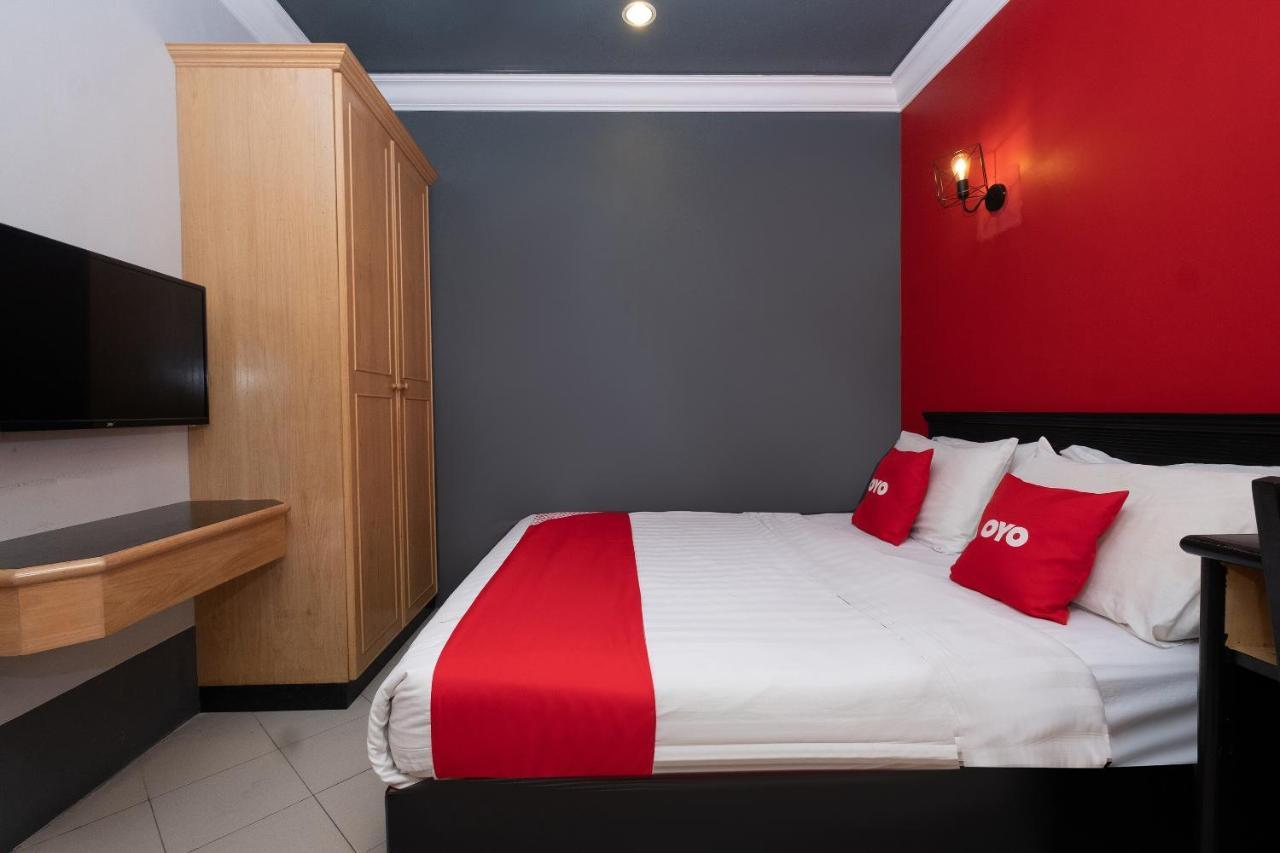 Oyo 90050 V Hotel Teluk Intan Εξωτερικό φωτογραφία