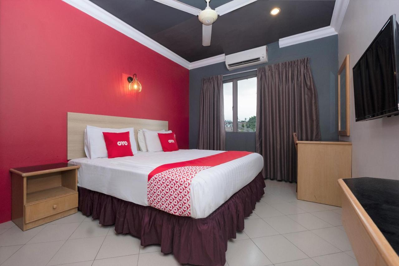 Oyo 90050 V Hotel Teluk Intan Εξωτερικό φωτογραφία
