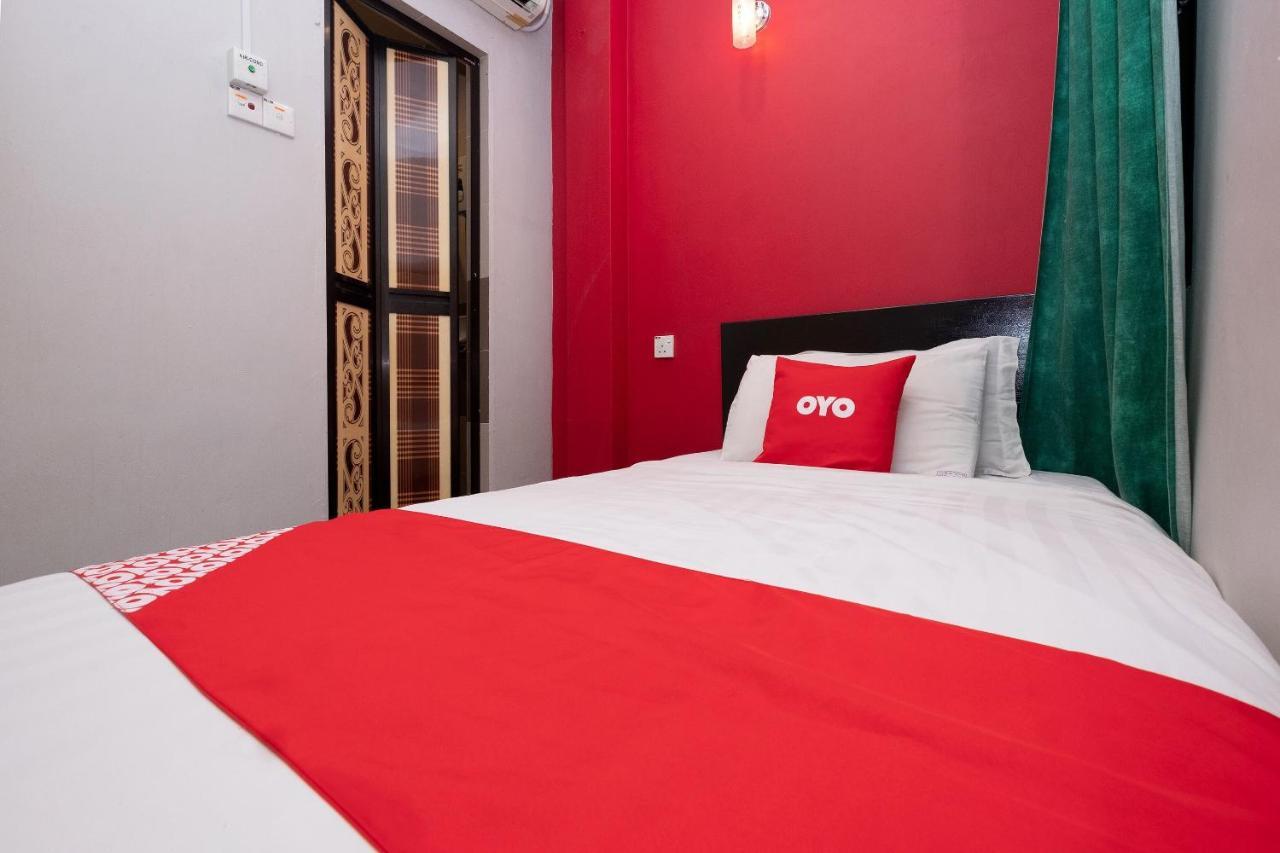 Oyo 90050 V Hotel Teluk Intan Εξωτερικό φωτογραφία