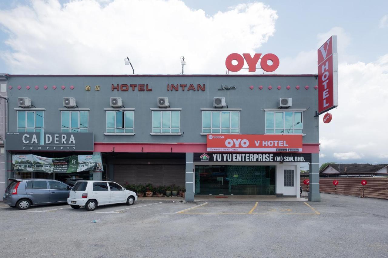 Oyo 90050 V Hotel Teluk Intan Εξωτερικό φωτογραφία