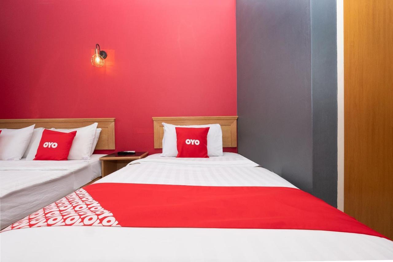 Oyo 90050 V Hotel Teluk Intan Εξωτερικό φωτογραφία