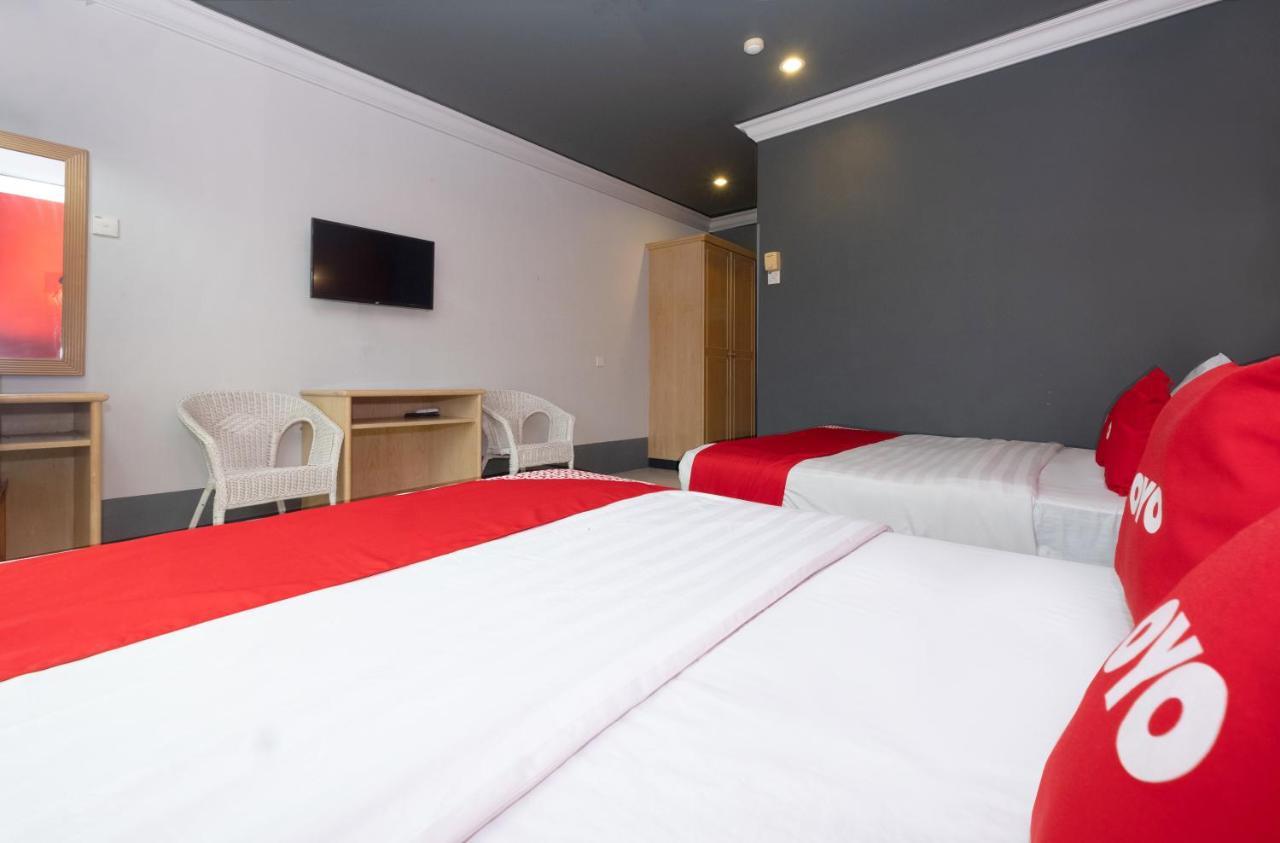 Oyo 90050 V Hotel Teluk Intan Εξωτερικό φωτογραφία