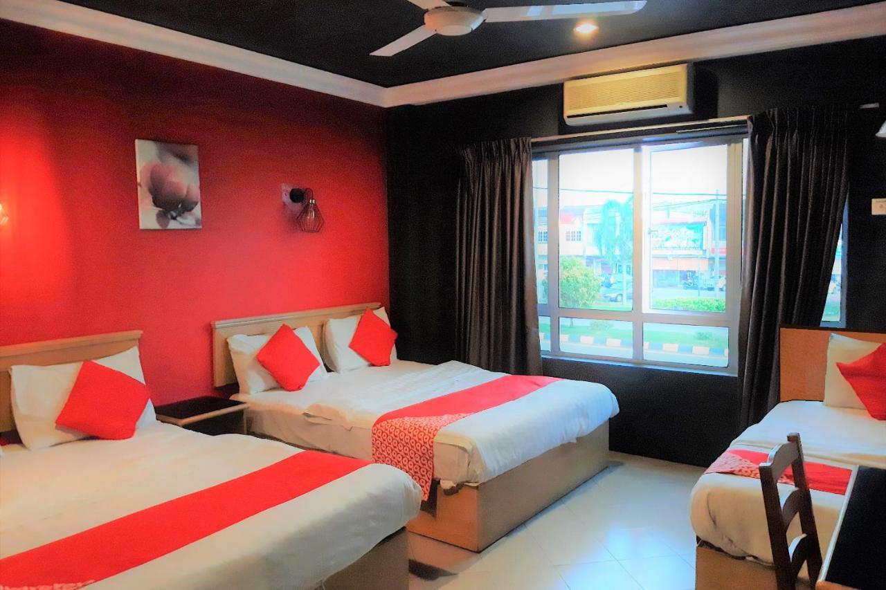 Oyo 90050 V Hotel Teluk Intan Εξωτερικό φωτογραφία