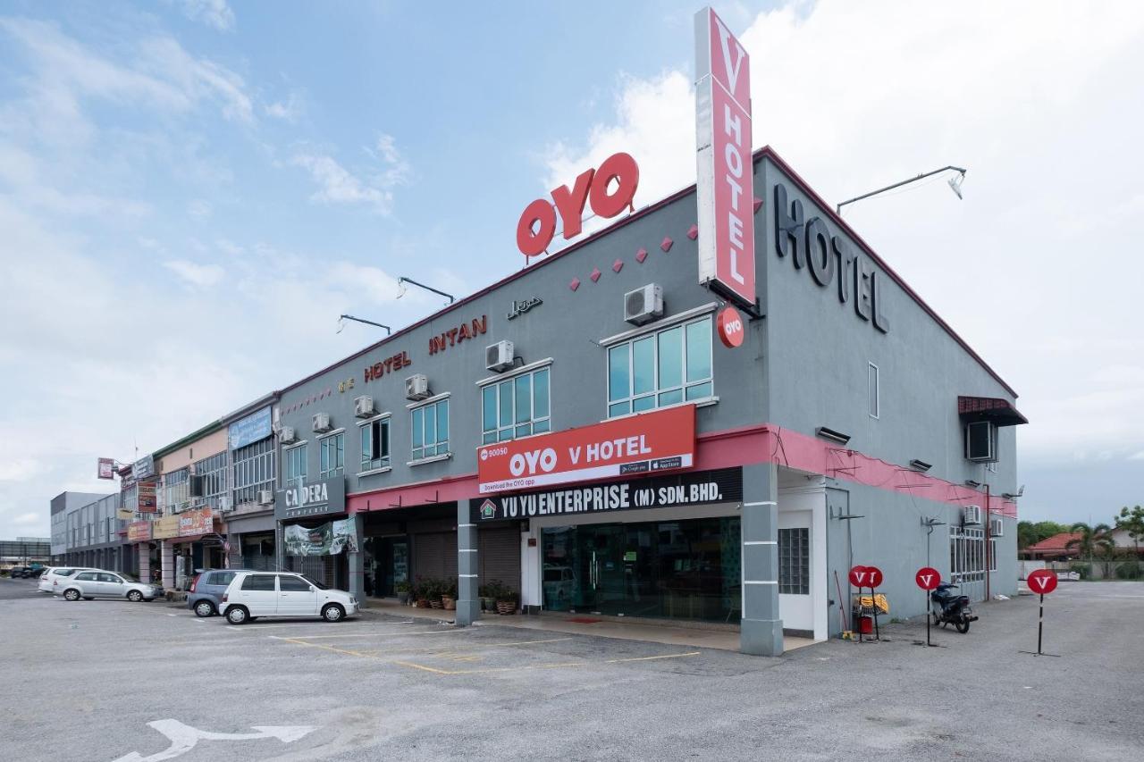 Oyo 90050 V Hotel Teluk Intan Εξωτερικό φωτογραφία