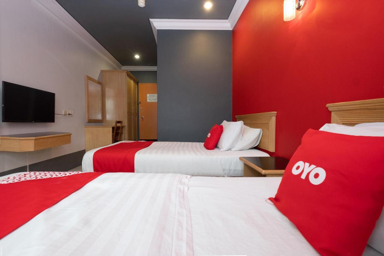 Oyo 90050 V Hotel Teluk Intan Εξωτερικό φωτογραφία