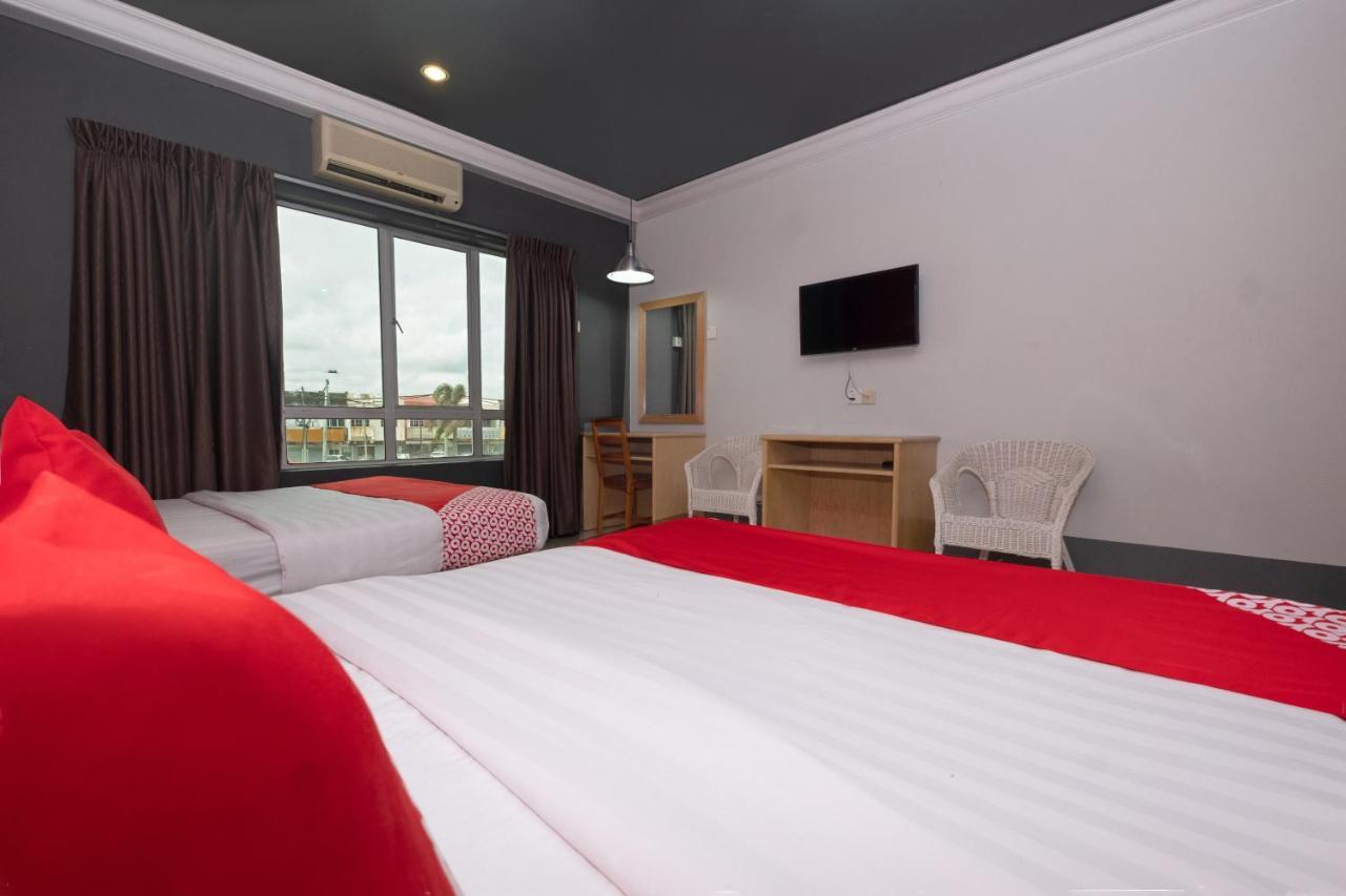 Oyo 90050 V Hotel Teluk Intan Εξωτερικό φωτογραφία