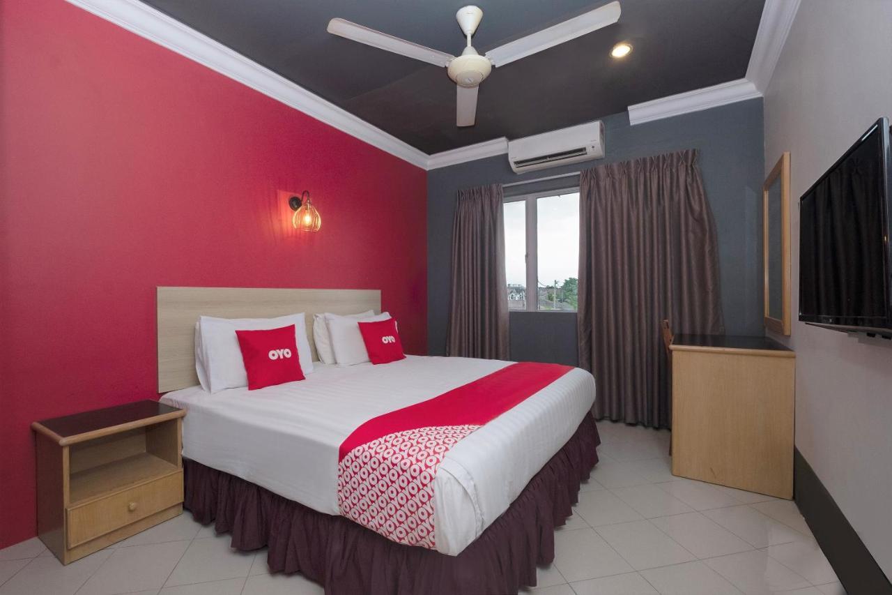 Oyo 90050 V Hotel Teluk Intan Εξωτερικό φωτογραφία