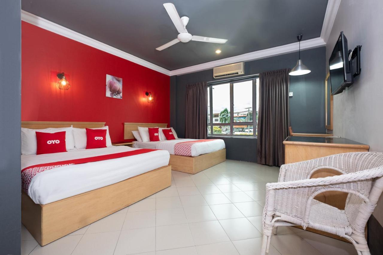 Oyo 90050 V Hotel Teluk Intan Εξωτερικό φωτογραφία