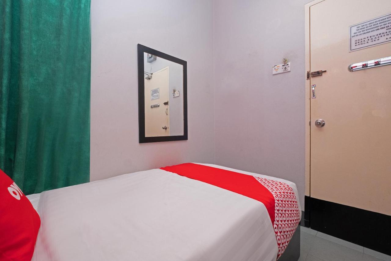 Oyo 90050 V Hotel Teluk Intan Εξωτερικό φωτογραφία