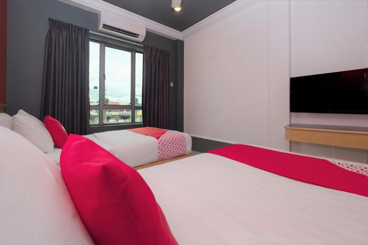 Oyo 90050 V Hotel Teluk Intan Εξωτερικό φωτογραφία