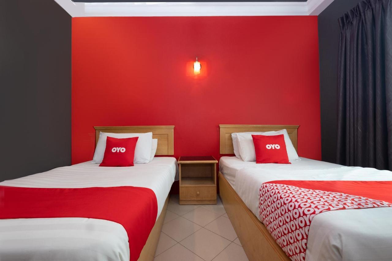 Oyo 90050 V Hotel Teluk Intan Εξωτερικό φωτογραφία
